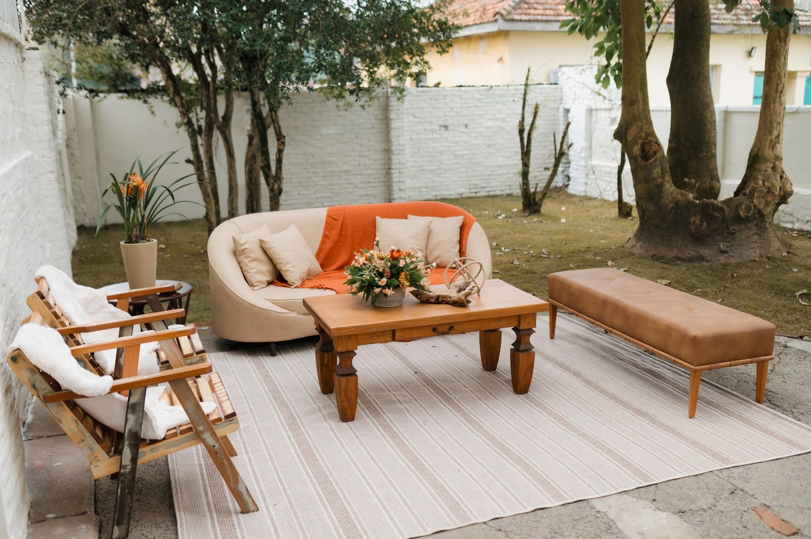 Top 10 outdoor furniture manufacturers in China comparison