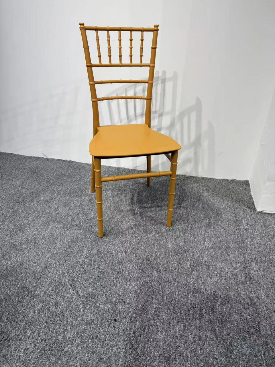 SV-F0085 Molded Plastic Dining Chair
