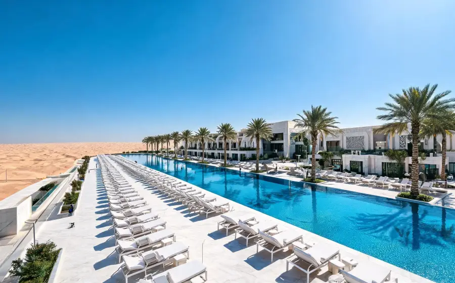Middle East luxury resort poolside project